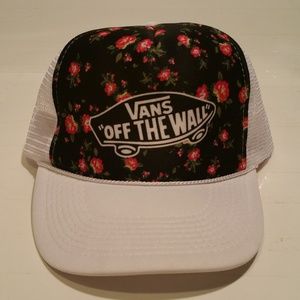 Vans “Off The Wall” Flower Pattern Trucker Hat Cap